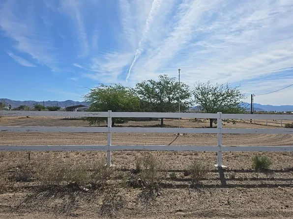 4214 N Cibola Rd, Golden Valley, AZ 86413