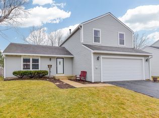 2S020 Deerfield Ln, Warrenville, IL
