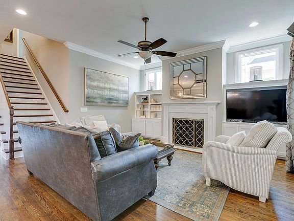 5th image of 9020 Keats St
