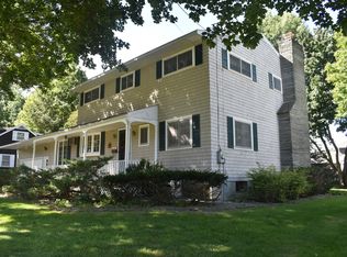 8 Tanglewood Rd, New Hartford, NY 13413