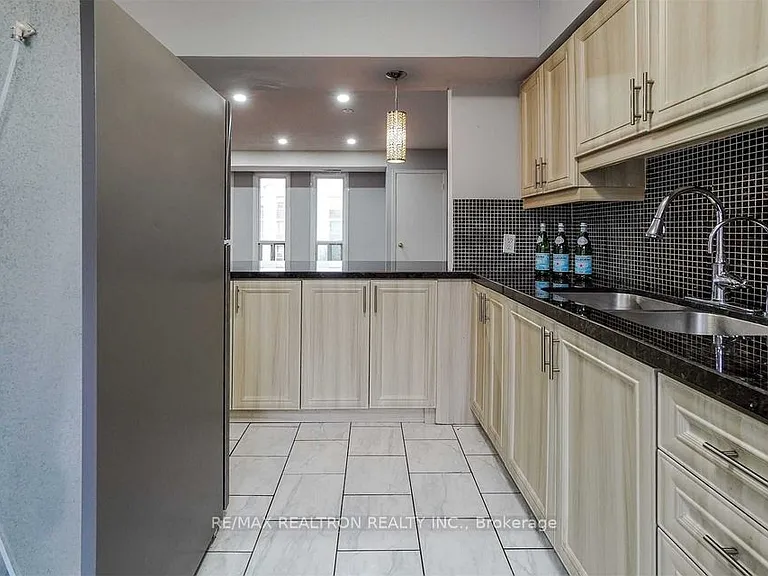 28 Rexdale Blvd #16 — Photo 6