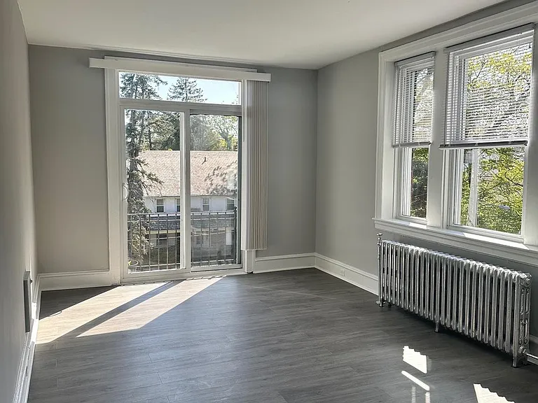 625-633 E Vernon Rd #2A — Photo 16