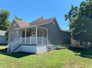 205 Dean St, Shelbina, MO 63468