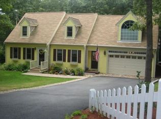 30 Hilltop Rd, Mashpee, MA 02649