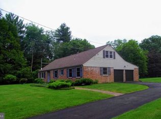 30 Stoneridge Rd, Thornton, PA 19373