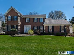 5665 Lewis Ct, Bettendorf, IA 52722