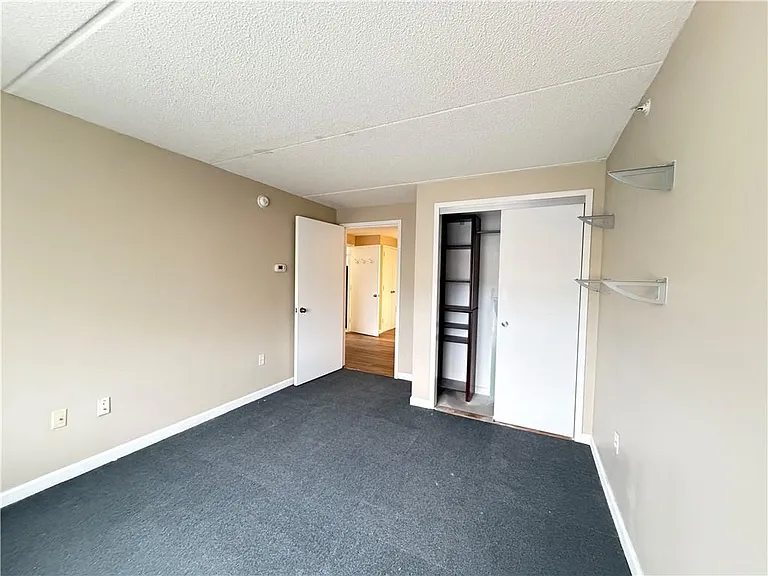 7914 Rockaway Beach Blvd #7C — Photo 12
