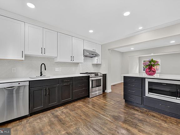 5th image of 7426 Hallcrest Dr