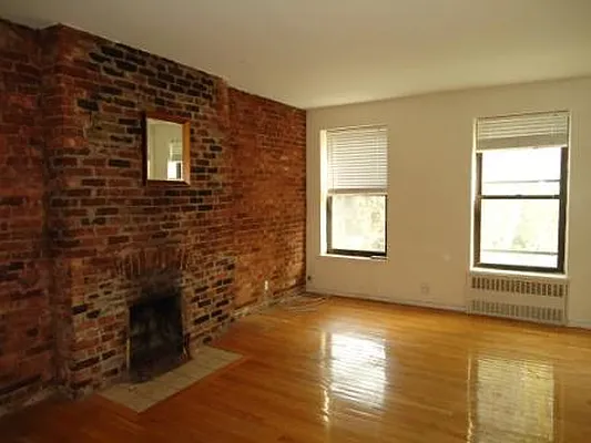 Rented by Village Living Realty | media 19