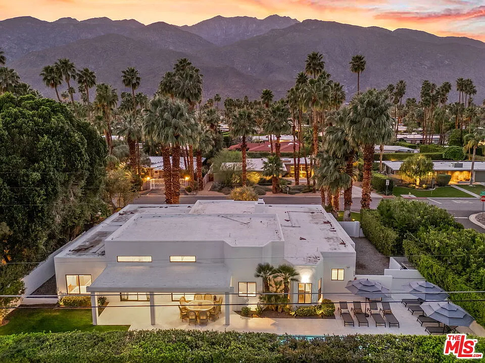 5 bed, 5.0 bath, 2798 sqft, $20,000 — Photo 4