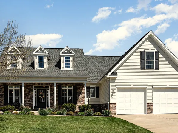 28 Old Coach Ln, Carlisle, PA 17013