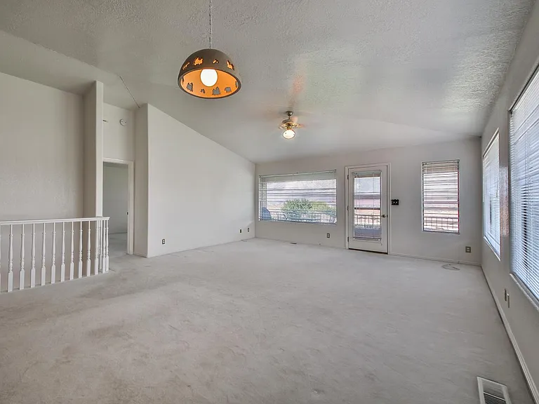 824 W Hampton Rd — Photo 14