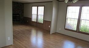 3rd image of 118 Natalie St