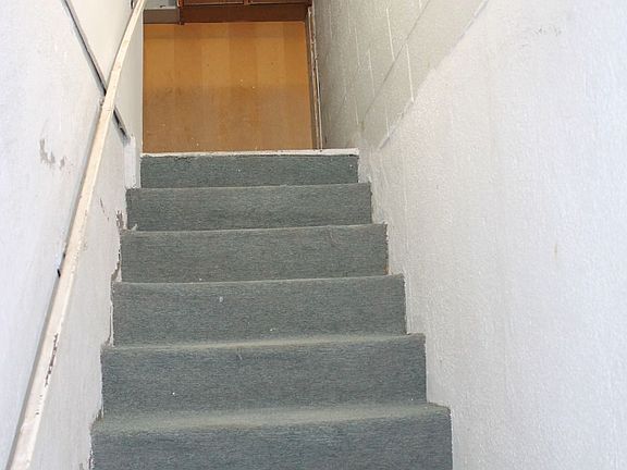 4th image of 70 Gardner Pl #Basement