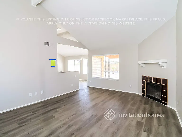 5331 W Voltaire Dr — Photo 3