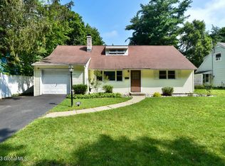 13 Southgate Rd, Loudonville, NY 12211
