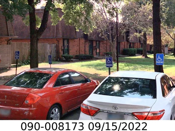 385 Shell Ct E, Columbus, OH 43213