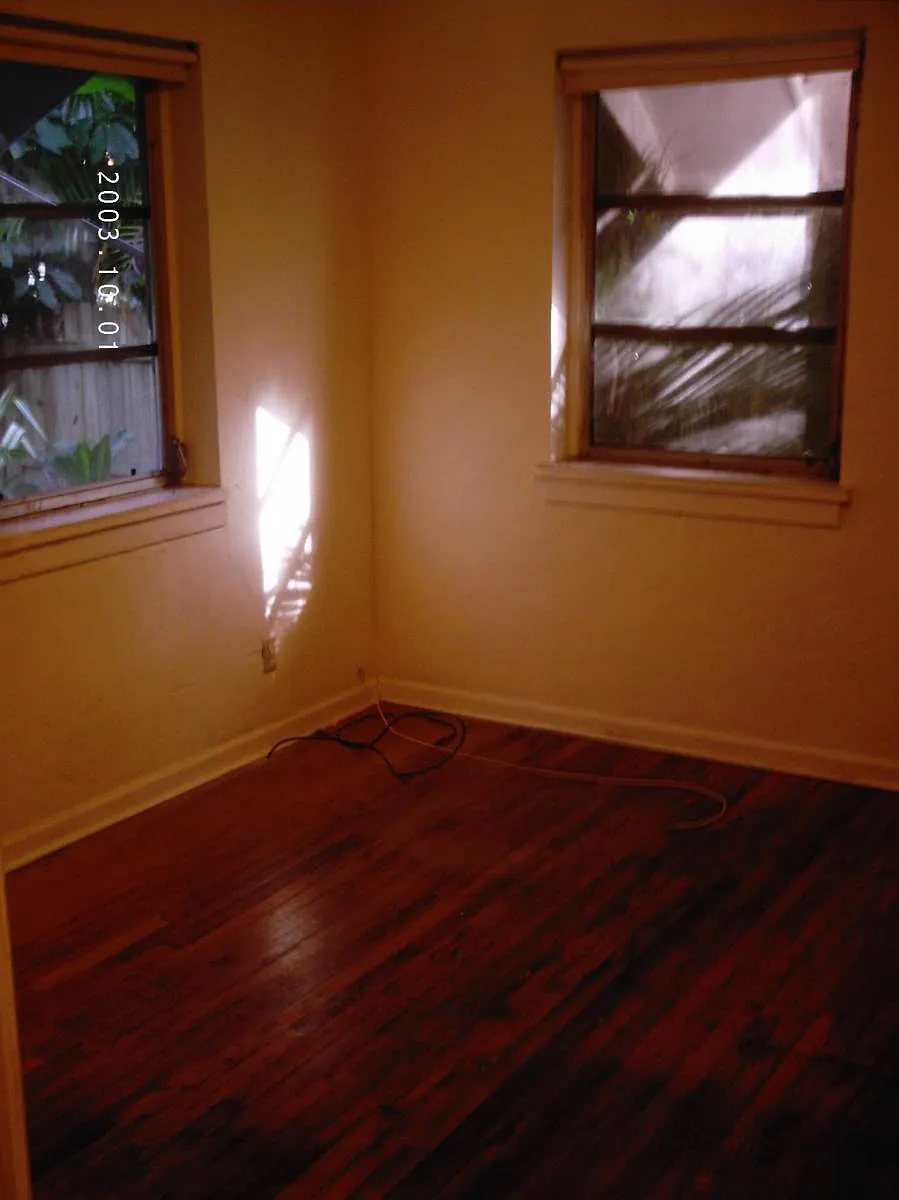 Distressed Red Oak flooring, sun filled rooms - 4125 SW 16th Ter #4125