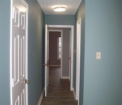 3rd image of 2635 Camellia Dr