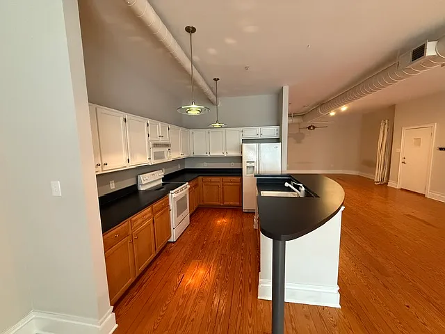 404 N Laurel Ave #5 — Photo 7