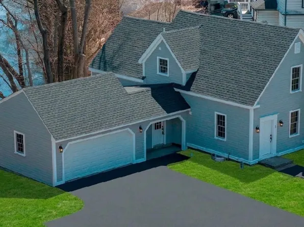 11 Dean St, Taunton, MA 02780