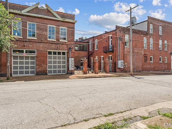 2nd image of 2900 Indiana Ave APT 3