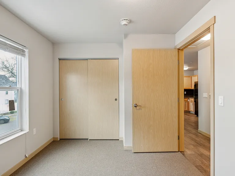 35 Seward Ave NW — Photo 7