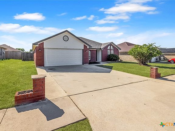 4th image of 4509 Maggie Dr