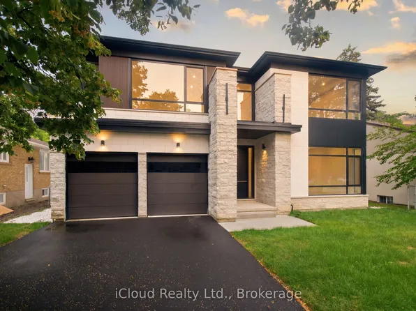 2539 Rugby Rd, Mississauga, ON L5B 1T1