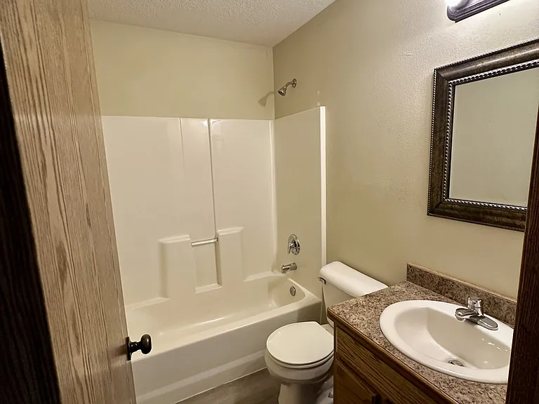 415 W Westgate Dr — Photo 8