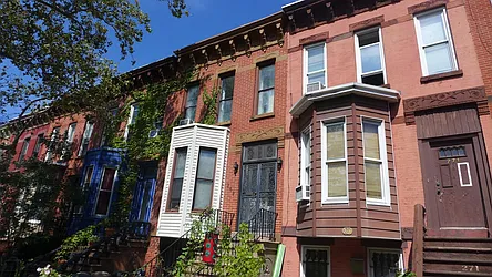 Rented by Garfield Realty 