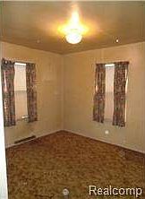 4th image of 1509 Saint Clair Blvd