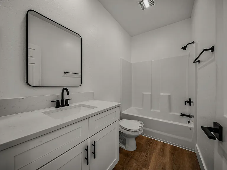 502 Angel Way — Photo 11