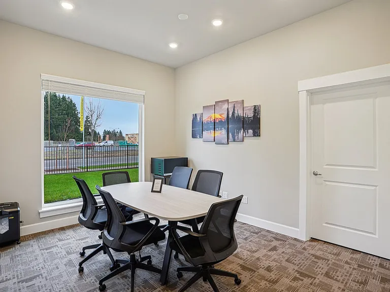 Tahoma Terrace Apartments — Photo 15
