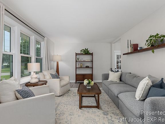 3rd image of 6339 Orchid Dr