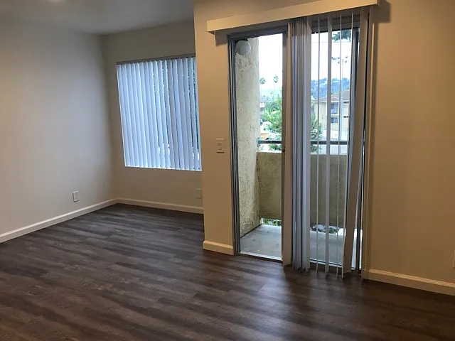 University Place Apartments — Photo 13
