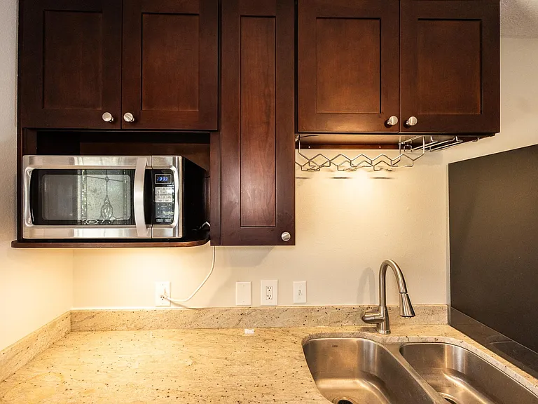 8717 NE Webster St #B — Photo 5