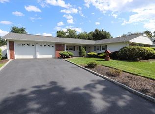 21 Flower Rd, Somerset, NJ 08873