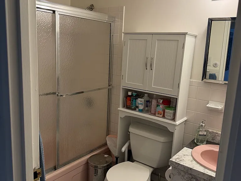 124 Lake Shore Rd #2 — Photo 10