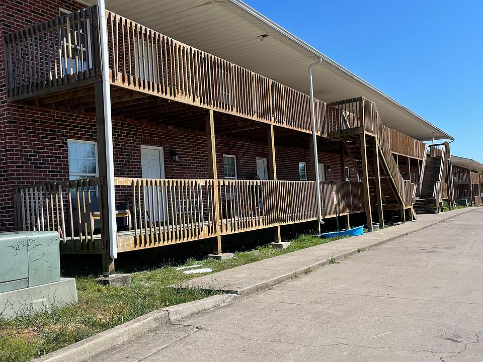 1st image of 166 S Killarney Ln #8
