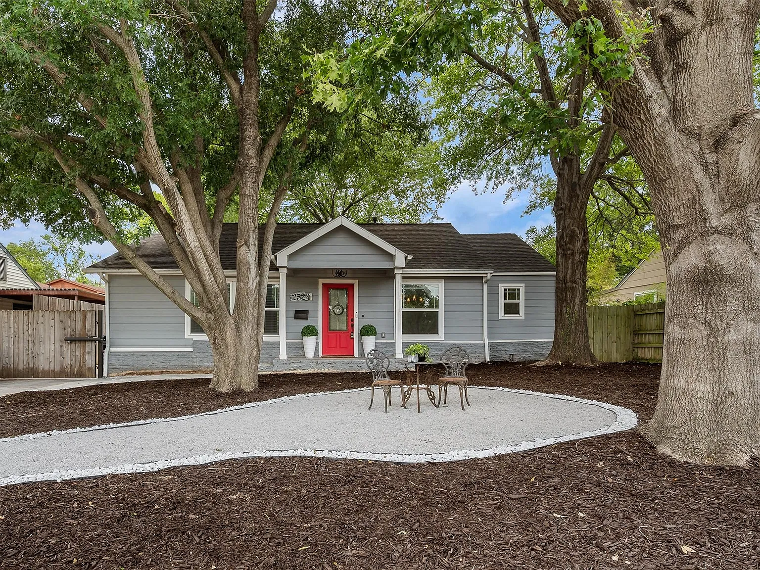 4 bed, 3.0 bath, 2202 sqft, $2,500 — Photo 1