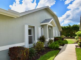 1752 Royal Cir, Naples, FL 34112