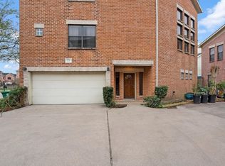 9716 Riddlewood Ln, Houston, TX 77025