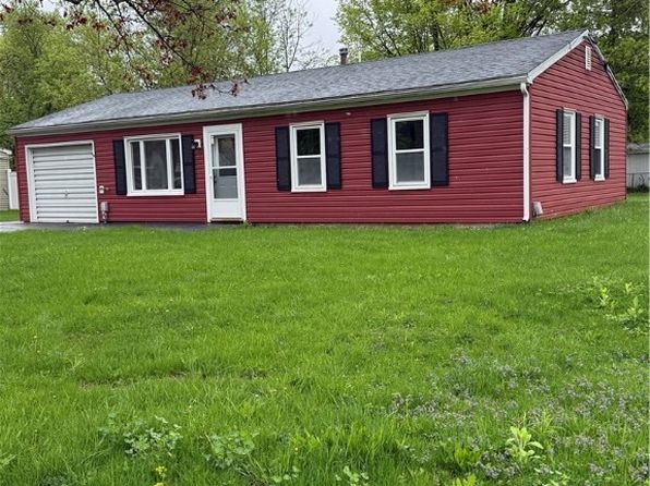 12 Tindall Mnr, Clinton, NY 13323