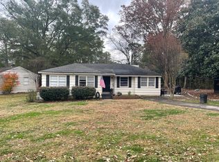 621 Greenhill Dr, Homewood, AL 35209