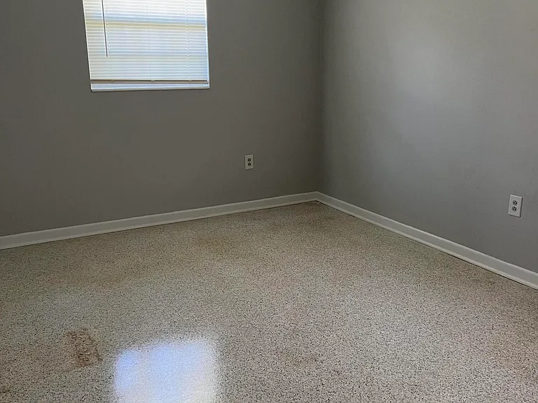 2643 Cherrywood Ln — Photo 11