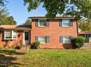 3104 Richmond Hill Dr, Nashville, TN 37207