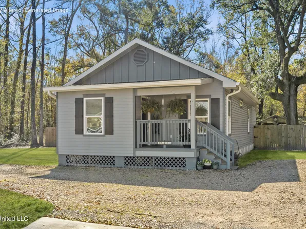 13101 Horseshoe Rd, Ocean Springs, MS 39564