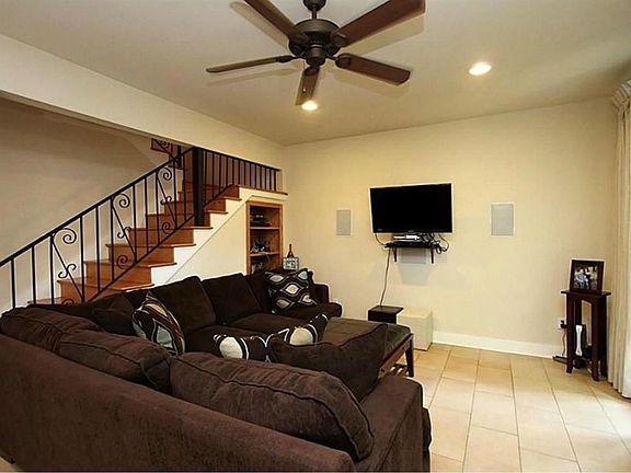 4th image of 128 Phanturn Ln