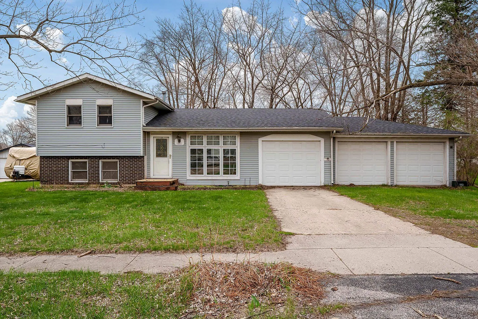 8512 Mildred Rd photo 1